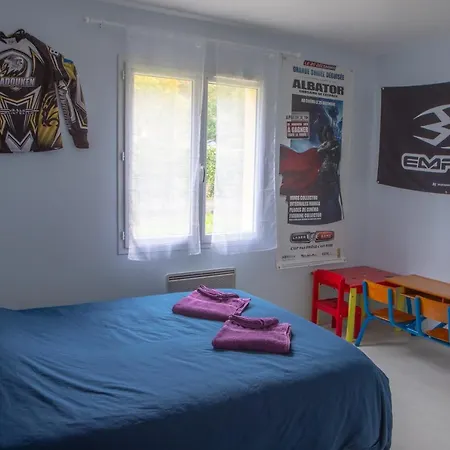 Maison Individuelle Avec Jardin Proche Poitiers