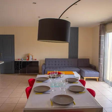 Maison Individuelle Avec Jardin Proche Poitiers