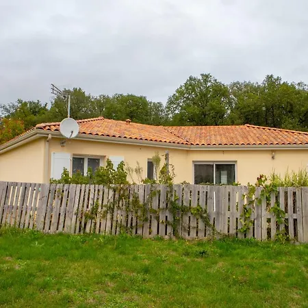 Maison Individuelle Avec Jardin Proche Poitiers *