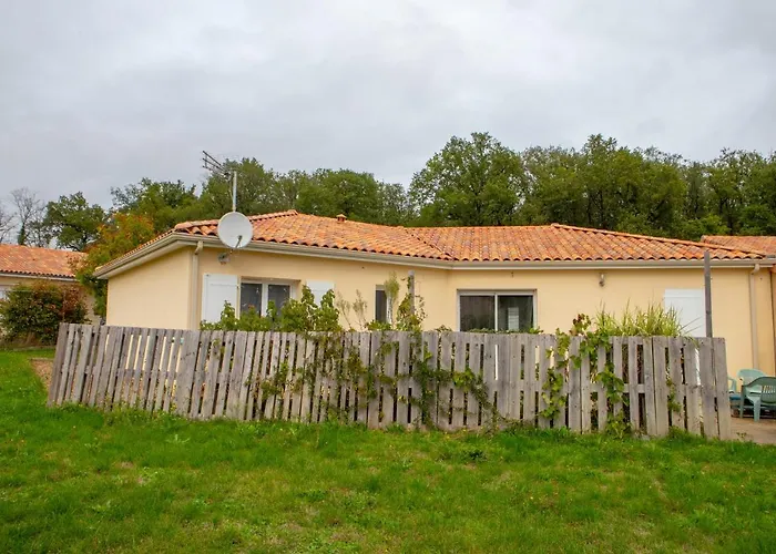 Maison Individuelle Avec Jardin Proche Poitiers *