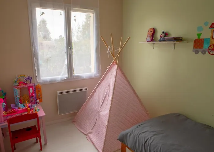 Maison Individuelle Avec Jardin Proche Poitiers